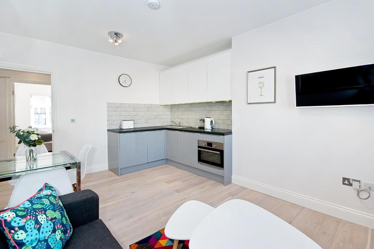 F6 Greek Street By City Living London Room photo